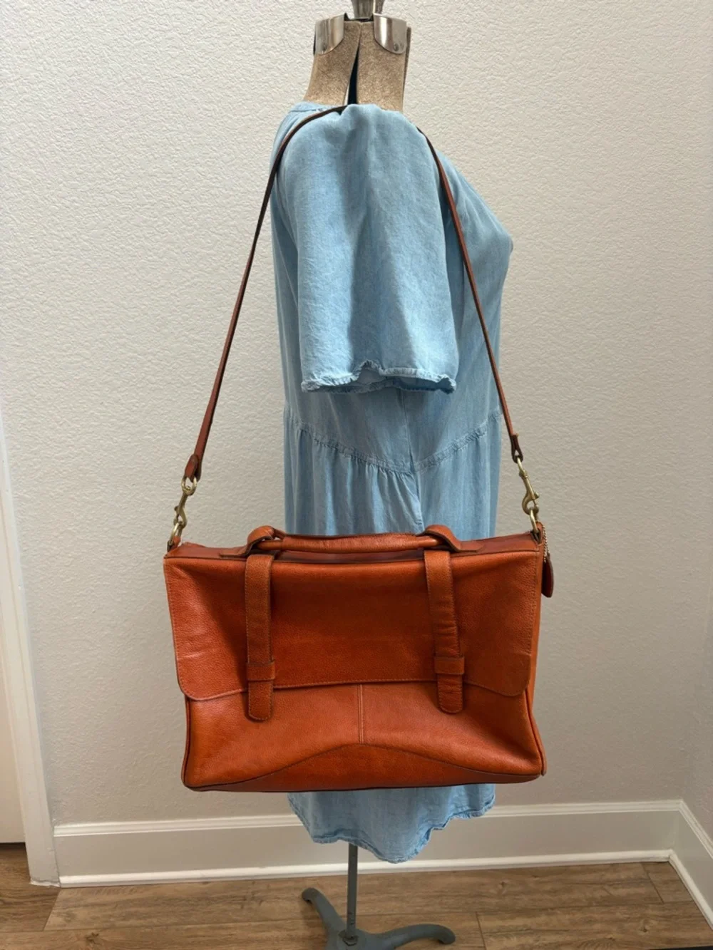 JP Ourse & Cie Vintage Chestnut Leather Laptop Bag Messenger Style Briefcase